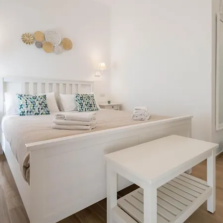 Vendégház Light Garden 3*