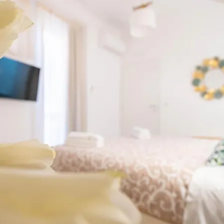 Light Garden Vendégház Taormina