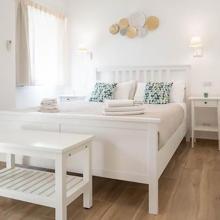 Vendégház Light Garden 3*