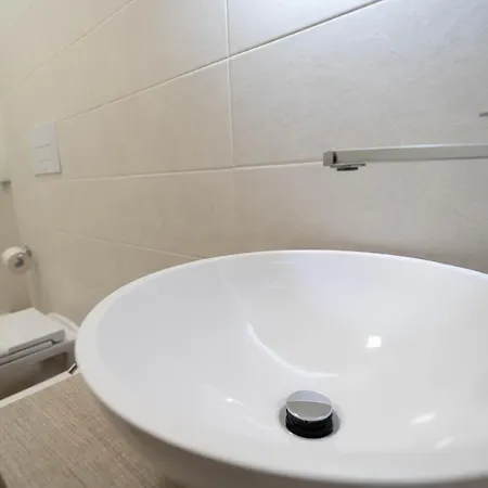 Light Garden 陶尔米纳