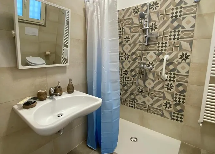 Πανσιόν Light Garden 3*