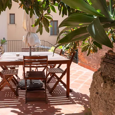 Light Garden Penzion 3*